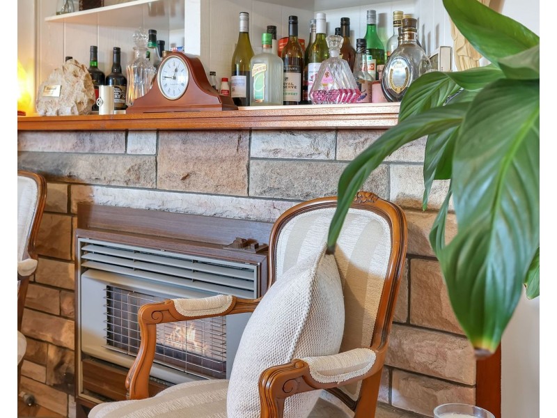 23 Prowse Street, Rockville QLD 4350