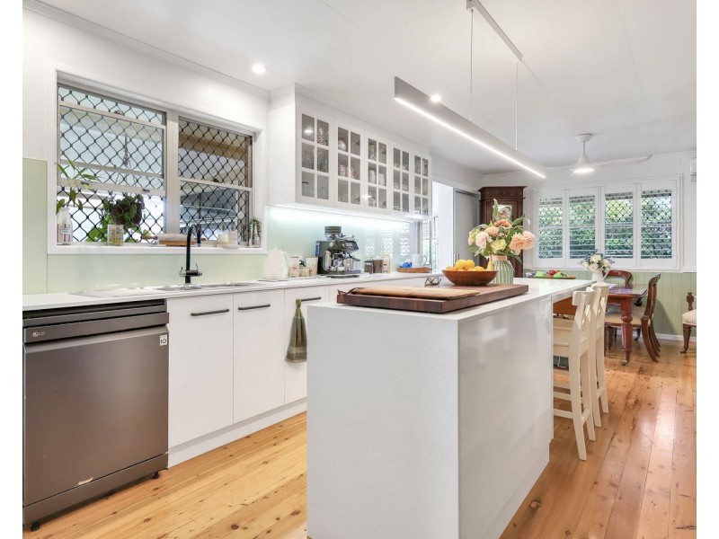 23 Prowse Street, Rockville QLD 4350