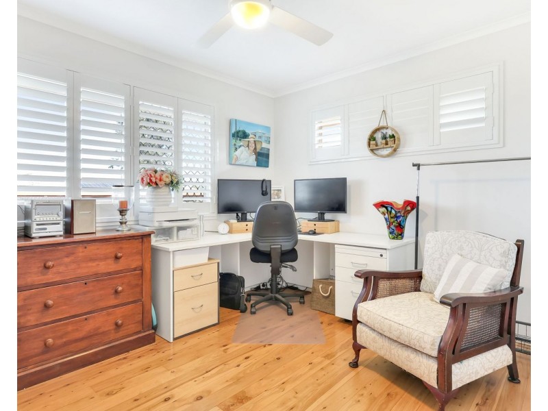 23 Prowse Street, Rockville QLD 4350