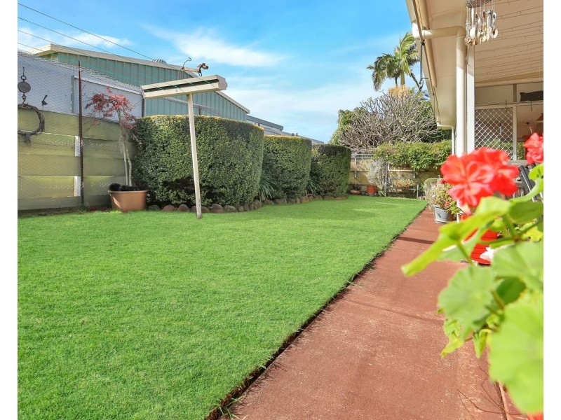 23 Prowse Street, Rockville QLD 4350