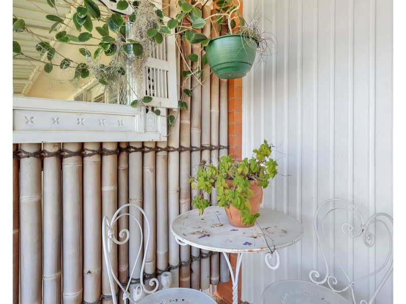 23 Prowse Street, Rockville QLD 4350