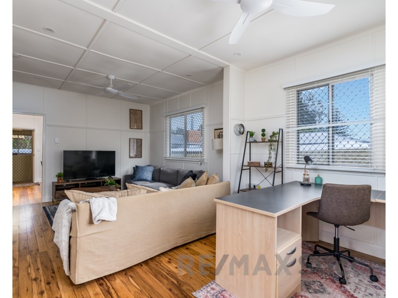 17 Winifred Street, South Toowoomba QLD 4350