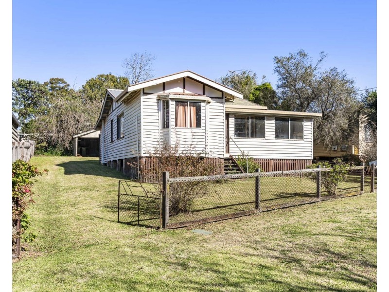48 Underwood Crescent, Harristown QLD 4350