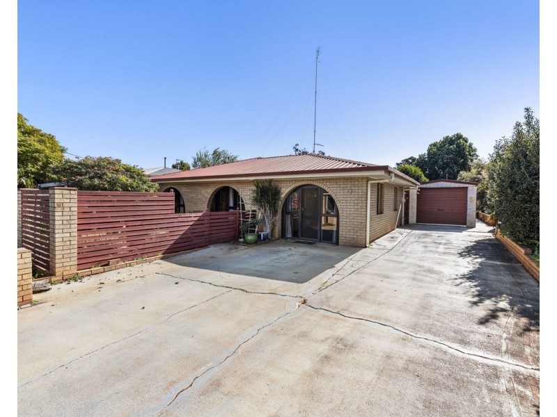 3 Dora Street, South Toowoomba QLD 4350