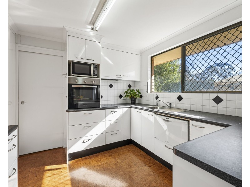3 Dora Street, South Toowoomba QLD 4350