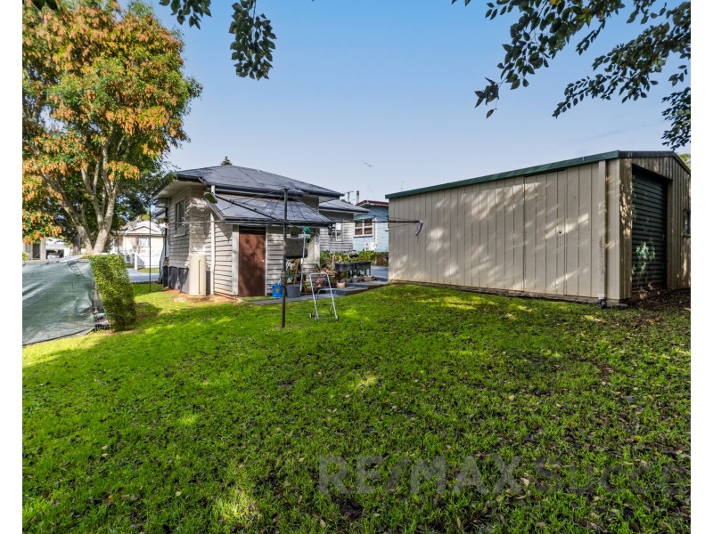 27 Elizabeth Street, South Toowoomba QLD 4350