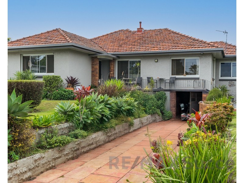 56 Tourist Road, East Toowoomba QLD 4350