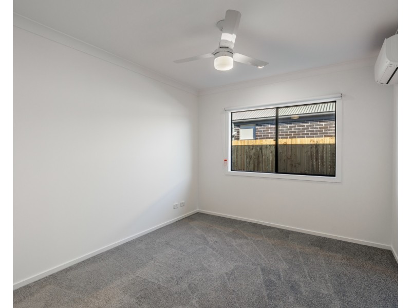 12 Wattle Grove, Harristown QLD 4350