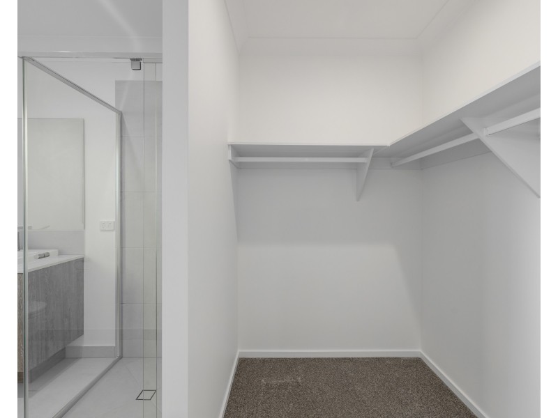 12 Wattle Grove, Harristown QLD 4350