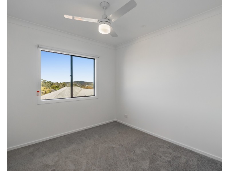 12 Wattle Grove, Harristown QLD 4350