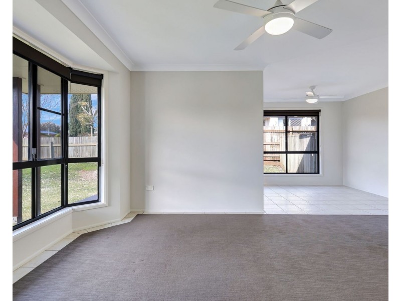 32 Leith Crescent, Rangeville QLD 4350