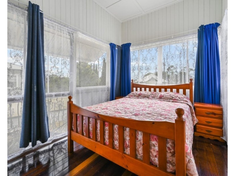 9 Helen Street, Newtown QLD 4350