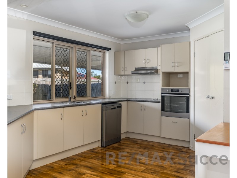 26 Sunset Drive, Glenvale QLD 4350