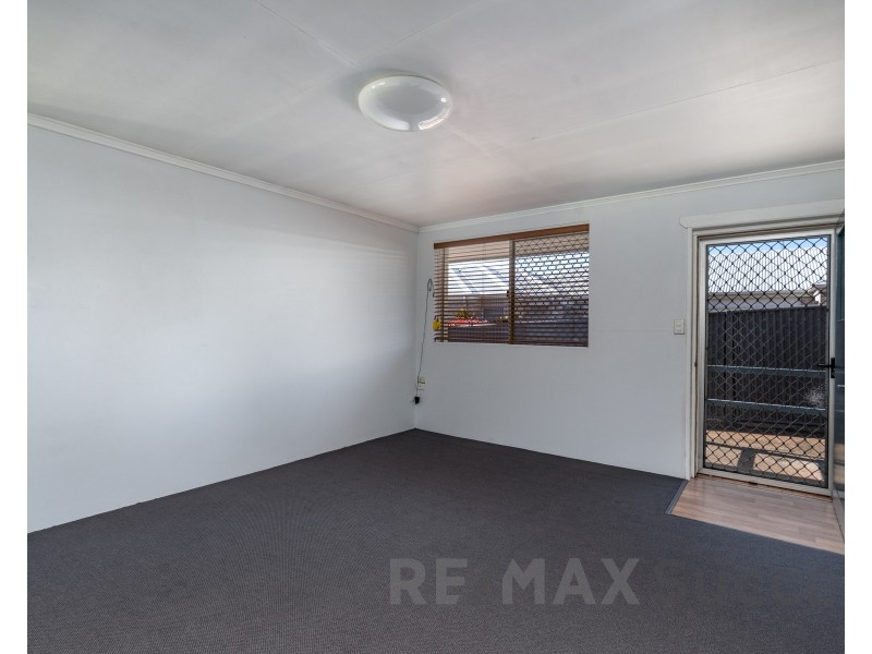 2/20 Swallow Court, Newtown QLD 4350