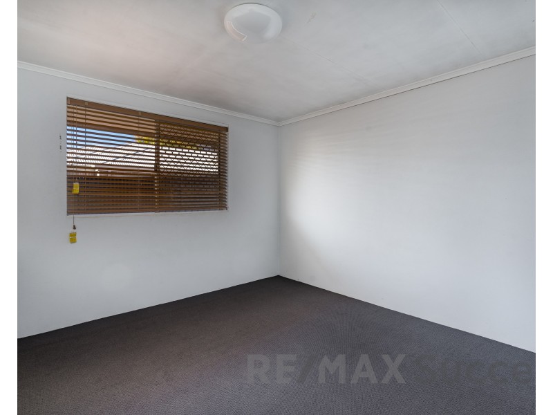 2/20 Swallow Court, Newtown QLD 4350