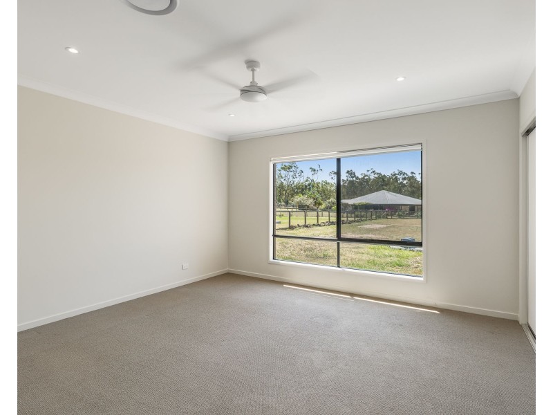 76 Parkridge Drive, Withcott QLD 4352