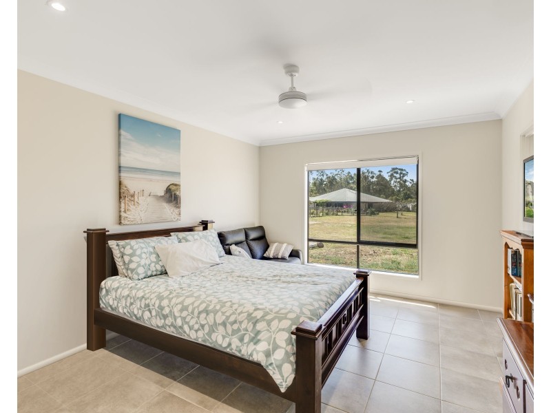 76 Parkridge Drive, Withcott QLD 4352