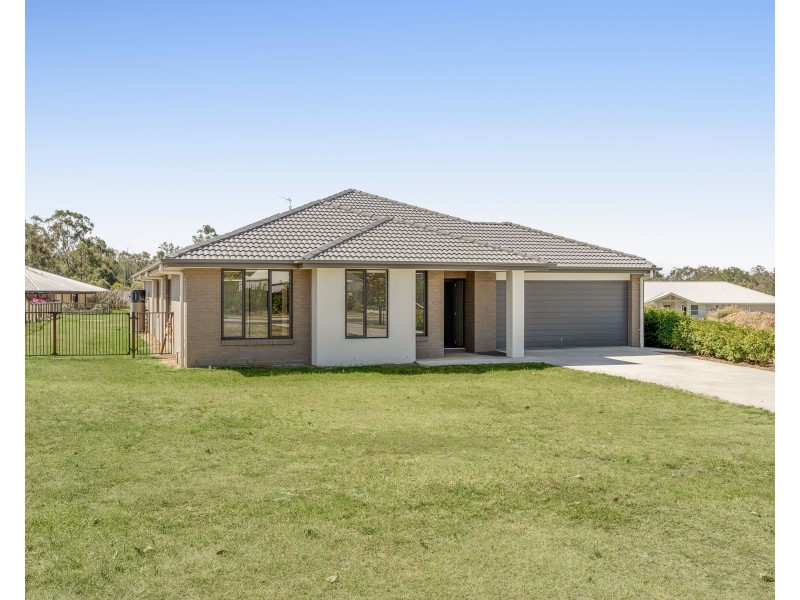 76 Parkridge Drive, Withcott QLD 4352