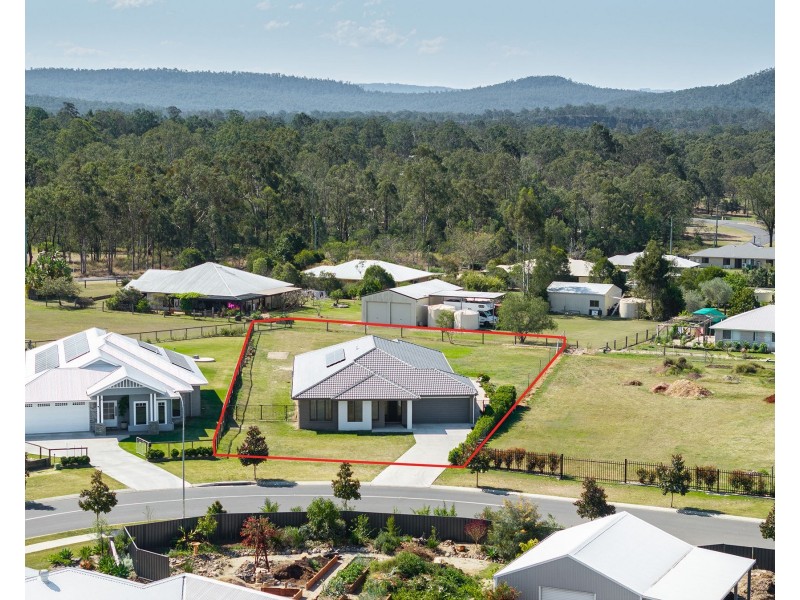 76 Parkridge Drive, Withcott QLD 4352