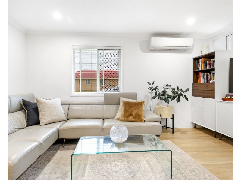 6 Fay Court, Kearneys Spring QLD 4350