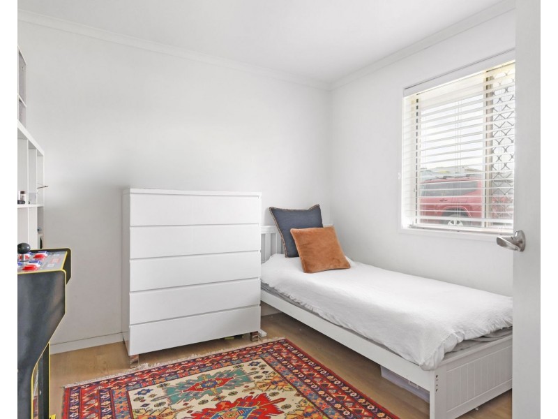 6 Fay Court, Kearneys Spring QLD 4350