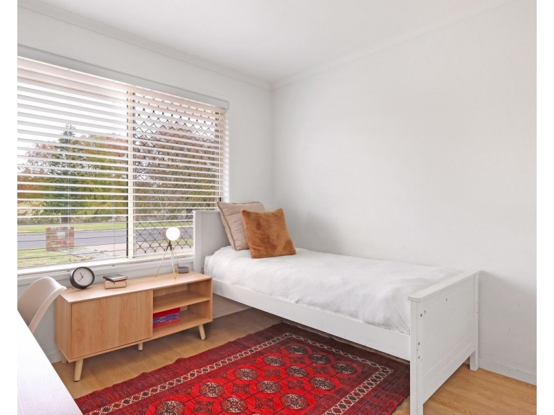 6 Fay Court, Kearneys Spring QLD 4350