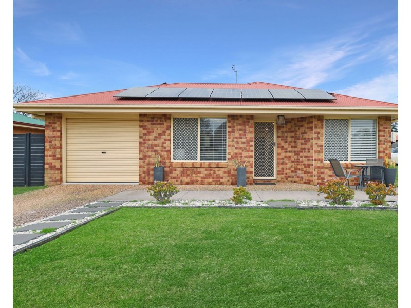 6 Fay Court, Kearneys Spring QLD 4350