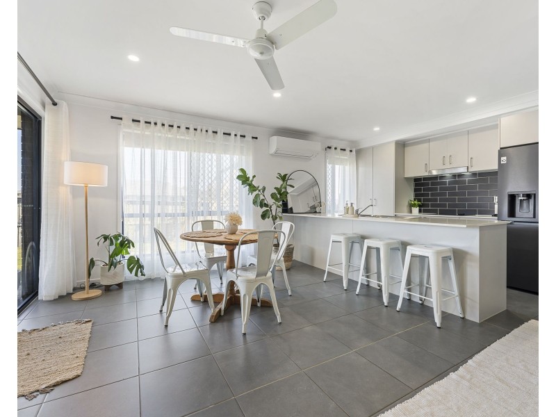 1 Whitewood Way, Cotswold Hills QLD 4350