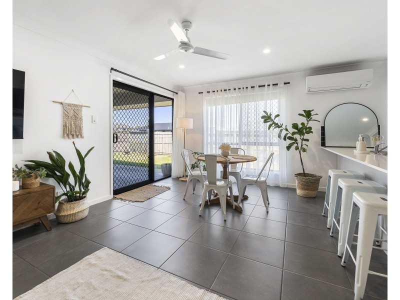 1 Whitewood Way, Cotswold Hills QLD 4350