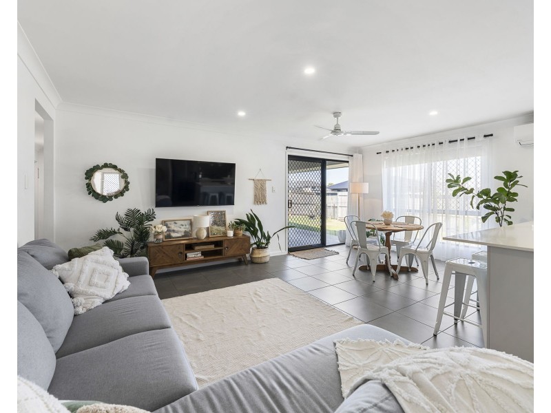 1 Whitewood Way, Cotswold Hills QLD 4350