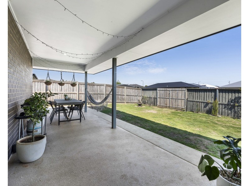 1 Whitewood Way, Cotswold Hills QLD 4350