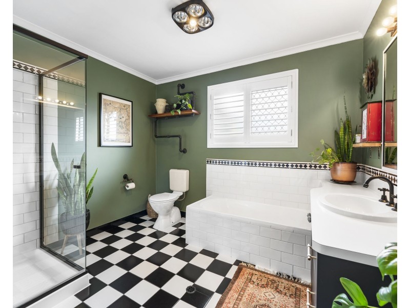 3 Lawmere Court, Kingsthorpe QLD 4400