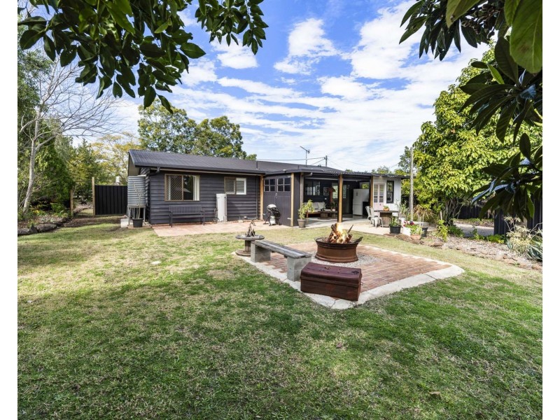 3 Lawmere Court, Kingsthorpe QLD 4400