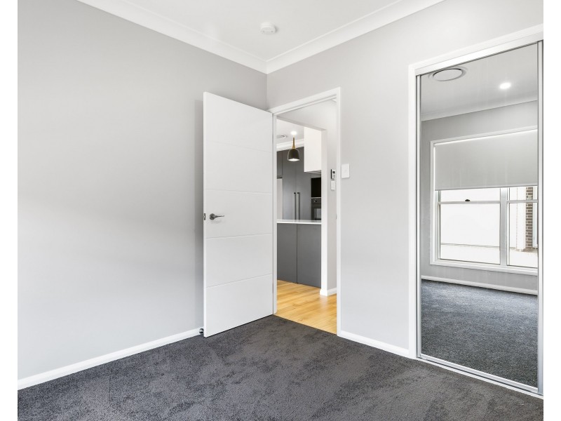 4/13 Janine Court, Kearneys Spring QLD 4350