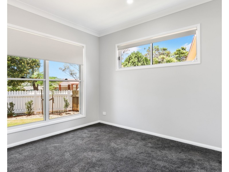 4/13 Janine Court, Kearneys Spring QLD 4350