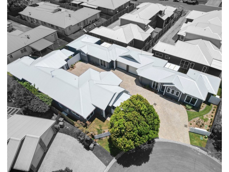 4/13 Janine Court, Kearneys Spring QLD 4350