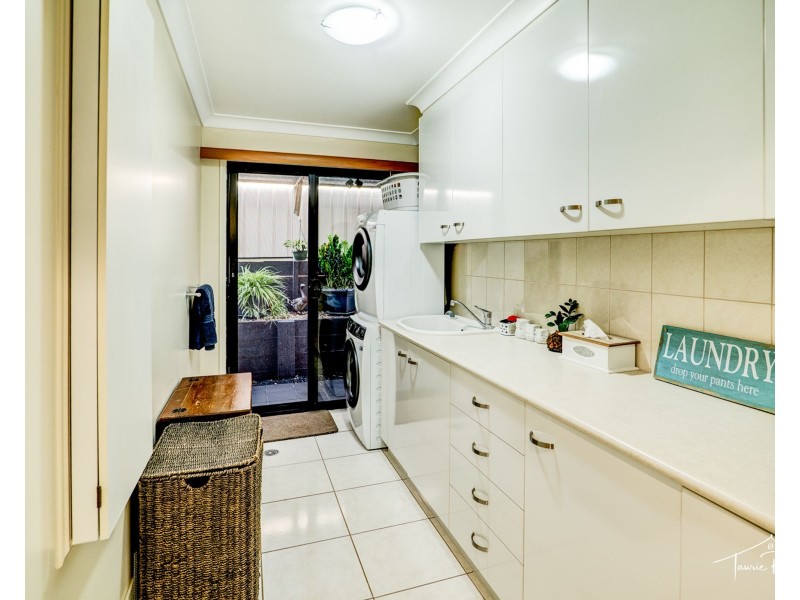 27 Rogers Drive, Gatton QLD 4343