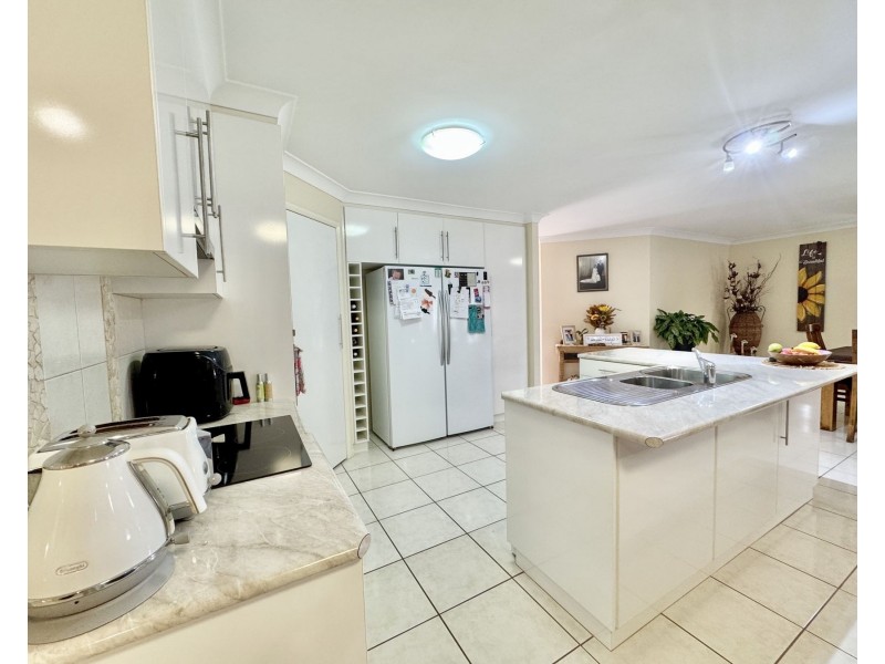 27 Rogers Drive, Gatton QLD 4343