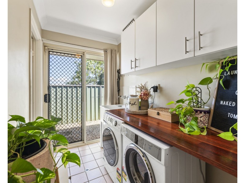 4 Eureka Court, Glenvale QLD 4350