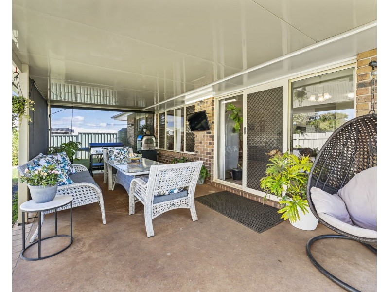 4 Eureka Court, Glenvale QLD 4350