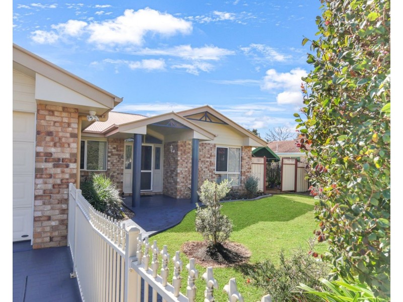 17 Pillar Street, Middle Ridge QLD 4350