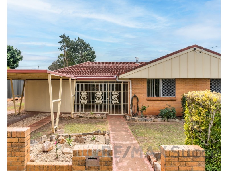 29 Loch Street, Centenary Heights QLD 4350