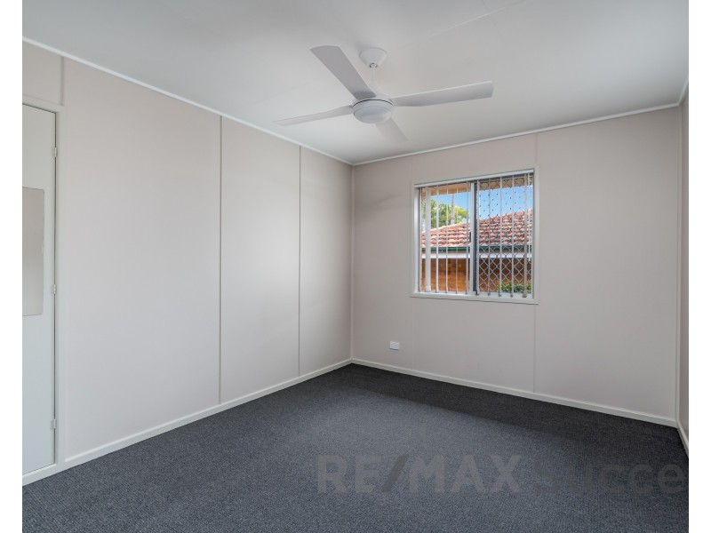 29 Loch Street, Centenary Heights QLD 4350