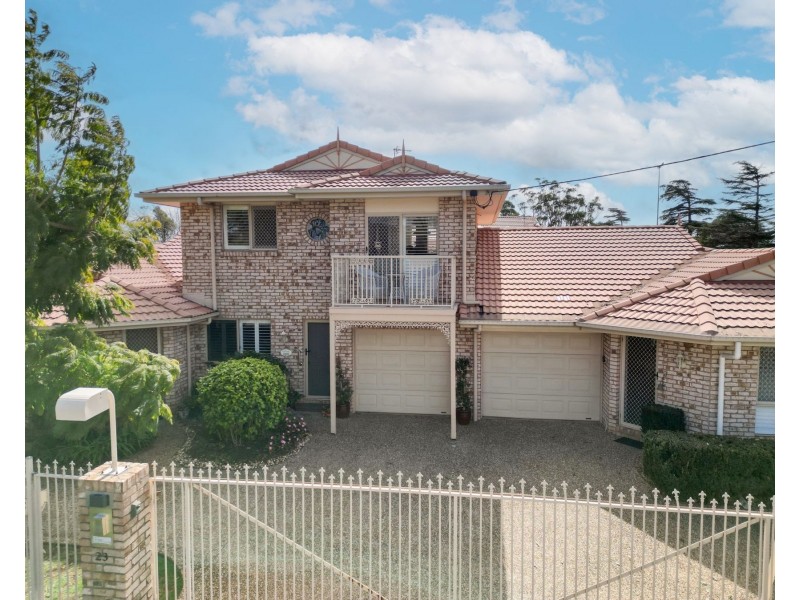 2/23 Lendrum Street, Newtown QLD 4350