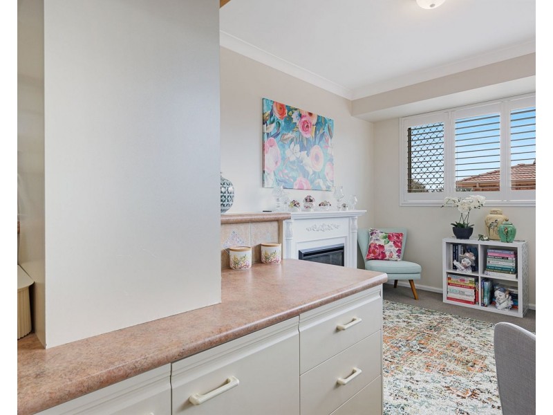 2/23 Lendrum Street, Newtown QLD 4350