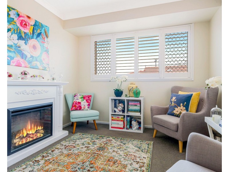 2/23 Lendrum Street, Newtown QLD 4350