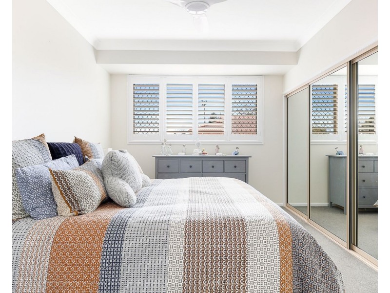 2/23 Lendrum Street, Newtown QLD 4350