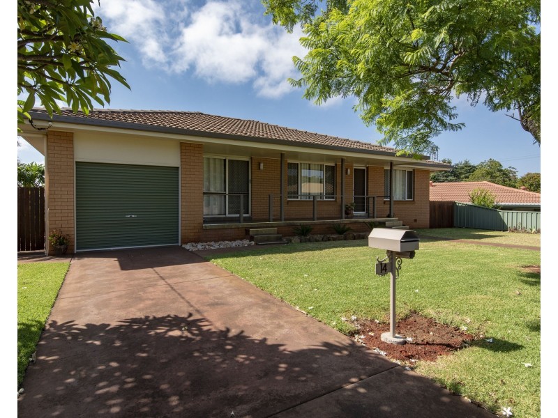 14 Fleet Street, Darling Heights QLD 4350