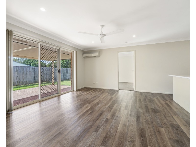 21 Ravenscourt Street, Centenary Heights QLD 4350