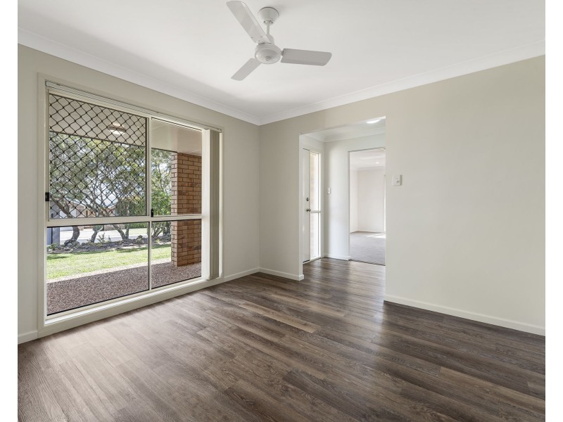 21 Ravenscourt Street, Centenary Heights QLD 4350